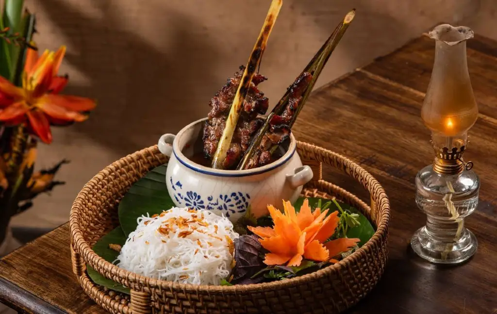 Lan Ong Restaurant – Authentic Vietnamese Cuisine in Hanoi Old Quarter