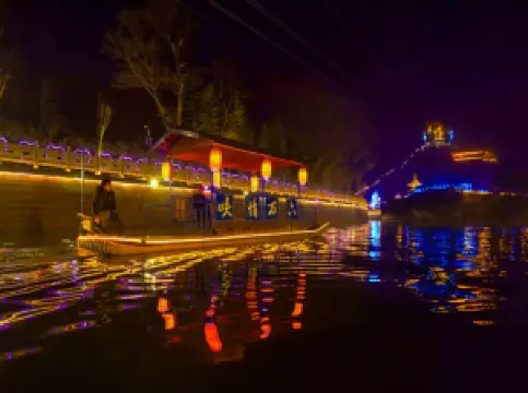 Popular Night Attractions in Lu'an