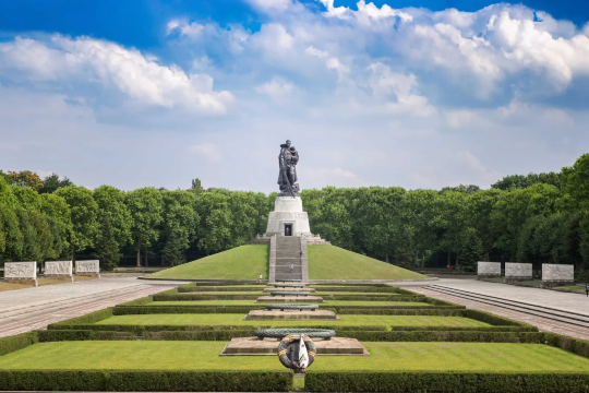 Treptower Park