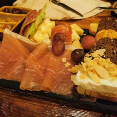 Commune Reserve User Photo