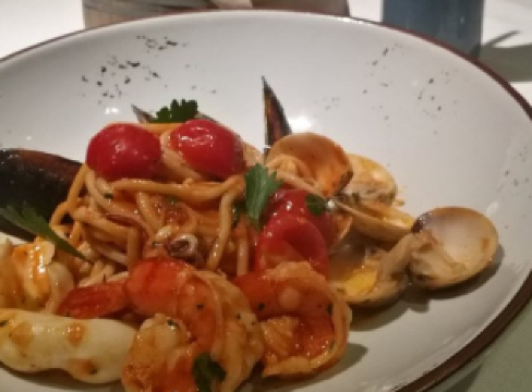 เมดิชิ คิทเช่น แอนด์ บาร์ User Photo