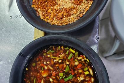 冕寧劉小腸火盆燒烤