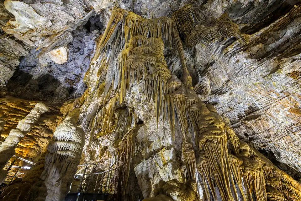 3_Xinglong Karst Cave