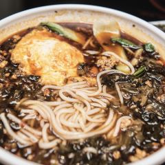 Spicy Thai Noodle Place 여행 사진