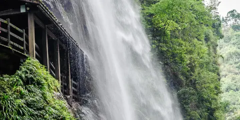 雲龍瀑布
