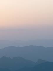 隆文老村風車山