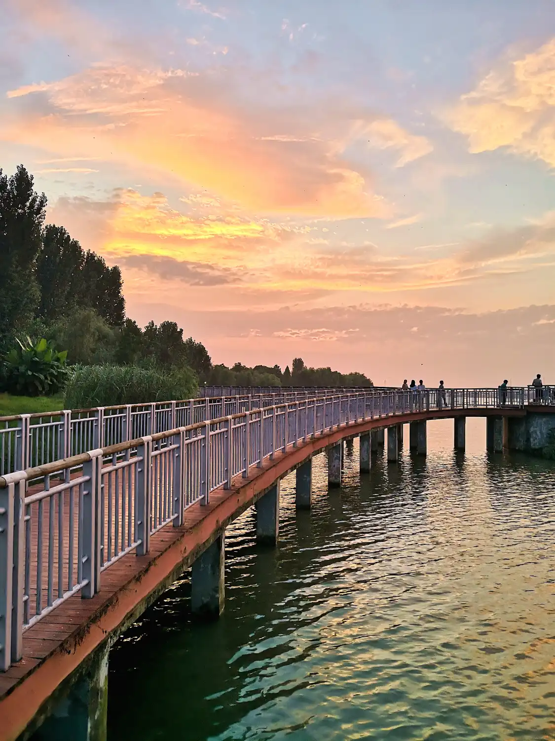 Hotels near Miluo National Wetland Park