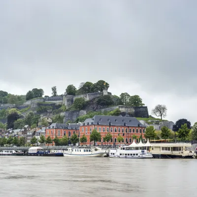 Отели рядом с достопримечательностью «Saint Peter's Church»