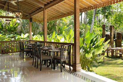 Kayumanis Resto Jimbaran
