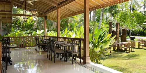 Kayumanis Resto Jimbaran
