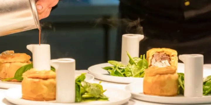 Restaurant Le C by Carcarille