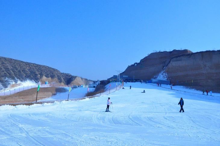采薇莊園四季滑雪場
