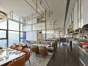 YUN ALL DAY DINING REASTAURANT