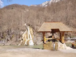 Șipote Waterfall - the bottom