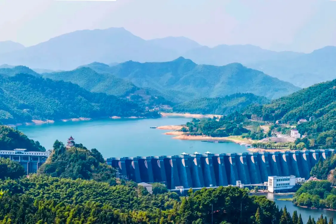 Hotels near Foziling Reservoir
