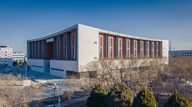 Hotels near Jinchang Museum