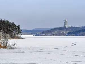 정월담(징유에 연못)