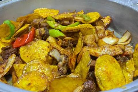 LAO MA TE SE KAO YAGN ROU
