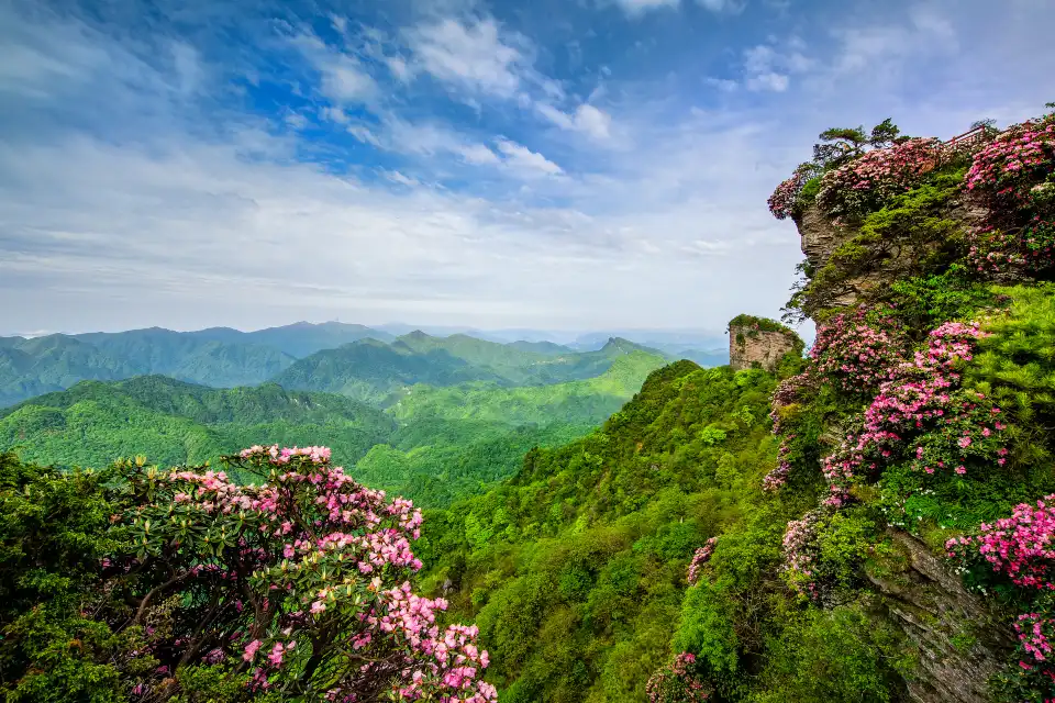 1_Guangwu Mountain Tourist Area