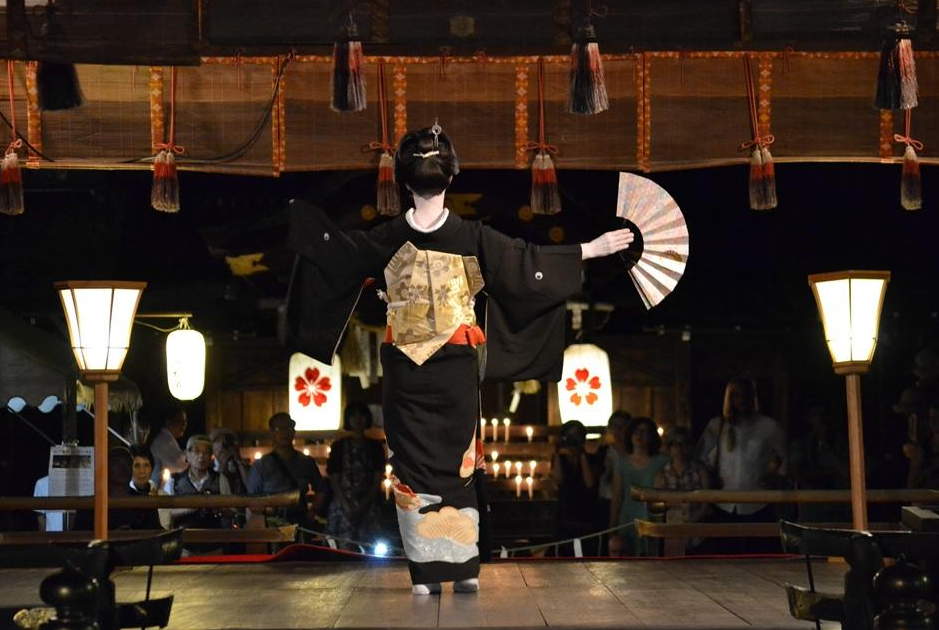 Hirano Shrine Lantern Festival | Kyoto