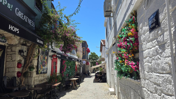 Alacati Bazaar