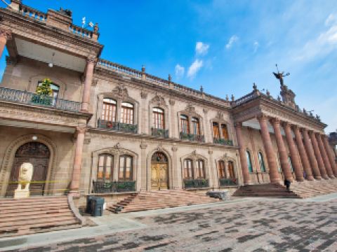 vuelos a Monterrey desde San Salvador de Jujuy