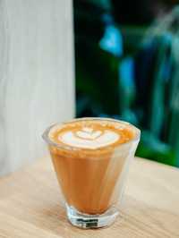 西營盤藍白Cafe擴展至上環 上下兩層空
