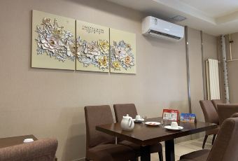 Zhiyin Jiulou User Photo