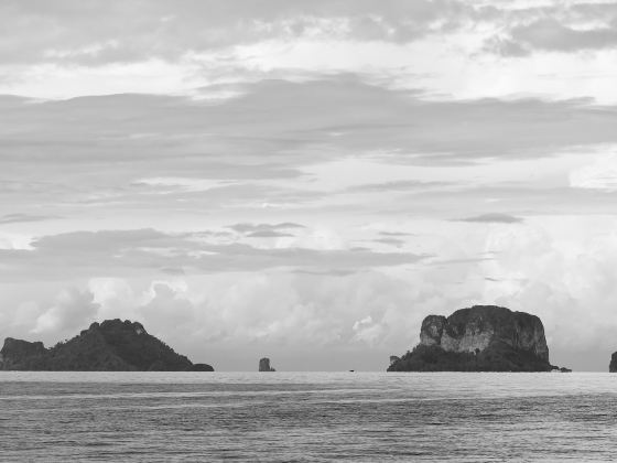 Tanjung Rhu Beach