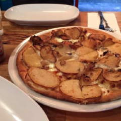 11 Inch Pizza Little Collins User Photo