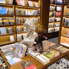 鹿森书店(上下杭店) User Photo