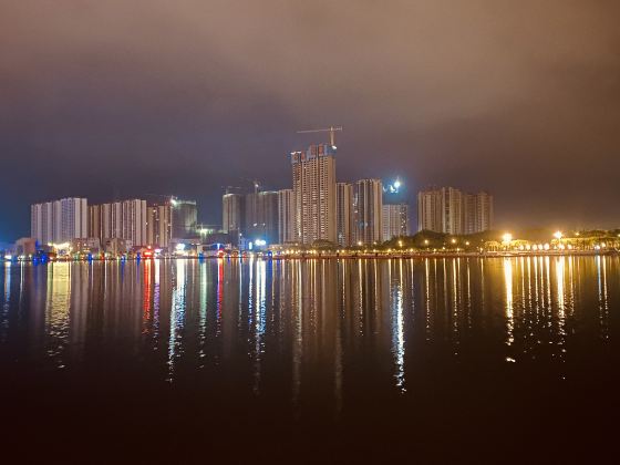 Baishi Lake Park