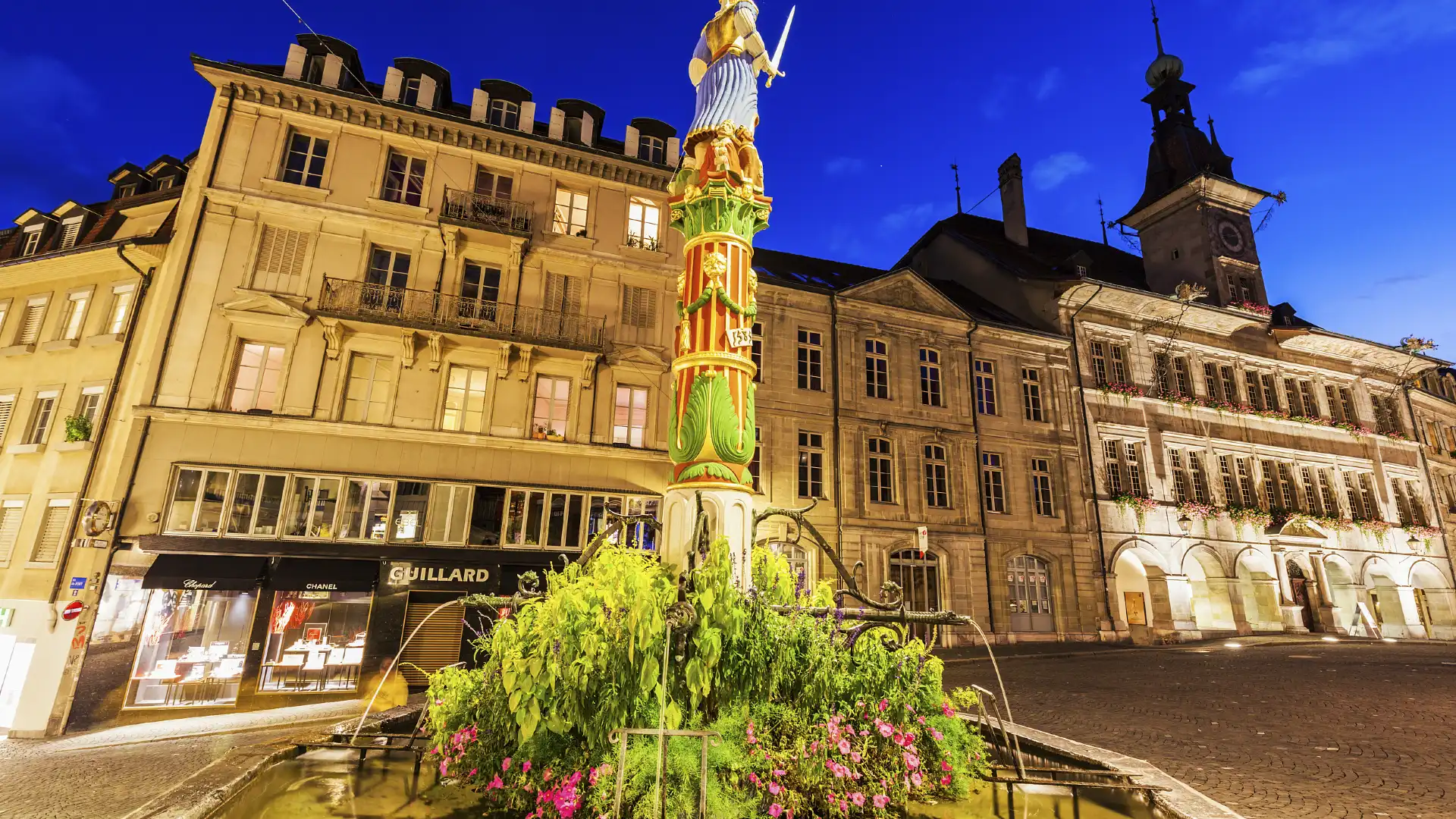 Hotels near Place de la Palud