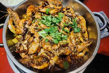 厨窑酸汤鸡火锅