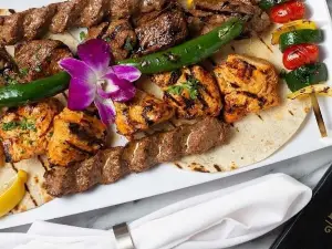 La Vie Lebanese Restaurant Palm Beach