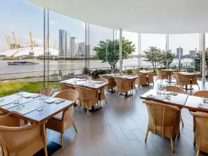 Scoff & Banter Canary Wharf
