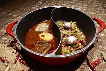 HOT & PICKLED VALLEY HOTPOT(HALAL RESTURANT)