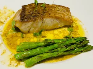 Le Cellier, Wine Bar & Restaurant