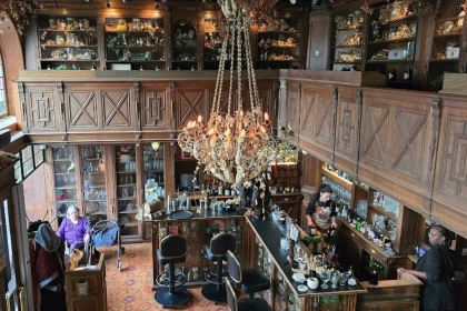 LA PHARMACIE ANGLAISE