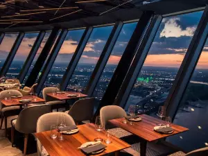 Top 8 Restaurants for Views & Experiences in Dusseldorf
