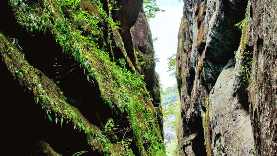 Fujian Dajin Lake Danxia Landform National Geopark - Yixiantian on water