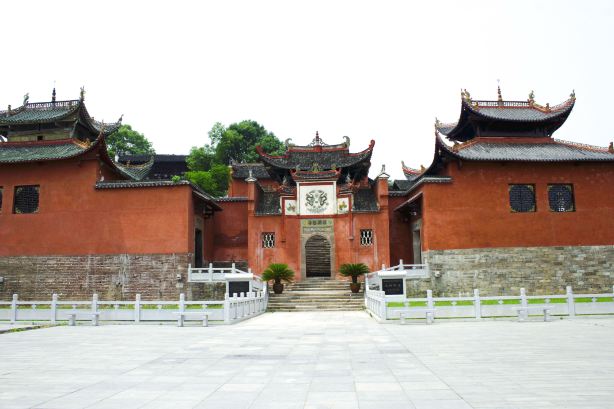 龍興講寺