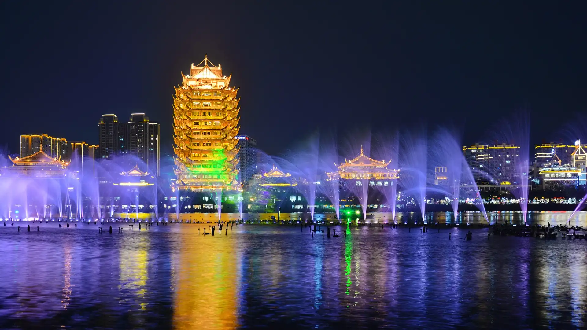 鄰近東坡城市濕地公園的酒店