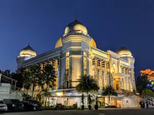 Grand Mosque of Trans Studio