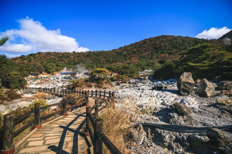 Compare 5 airports near Unzen