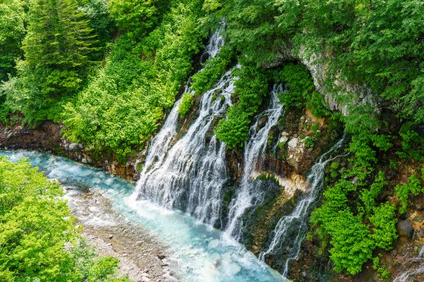 Shirahige Waterfall