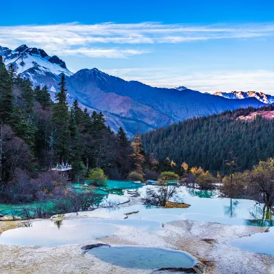 Flug Bazhong Lijiang