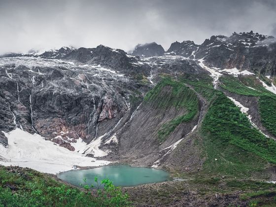 Ice Lake, Moirig Snow Mountain