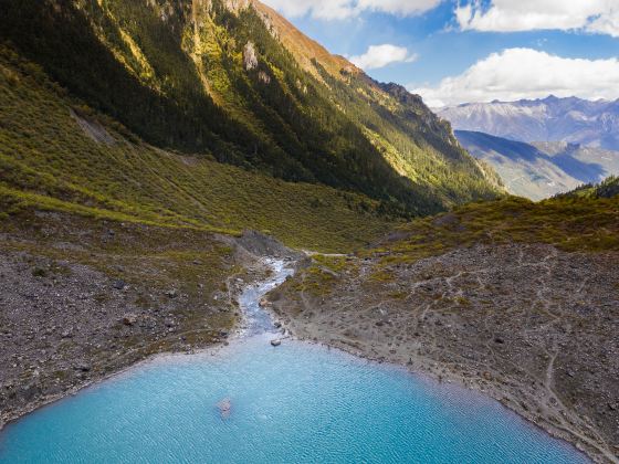 Ice Lake, Moirig Snow Mountain