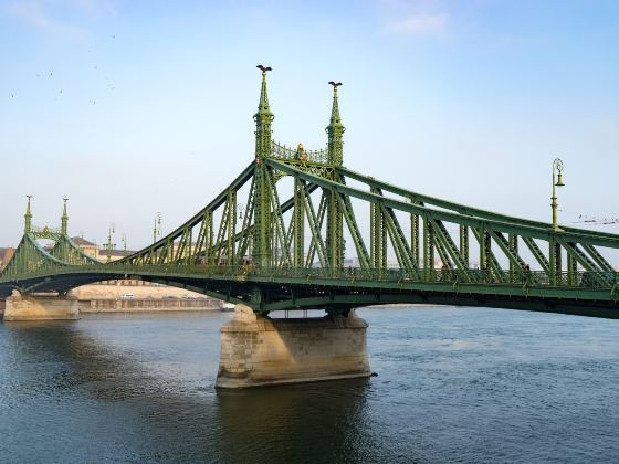 Liberty Bridge